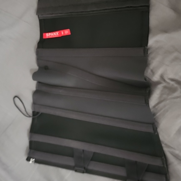 Spanx corset - Picture 4 of 6